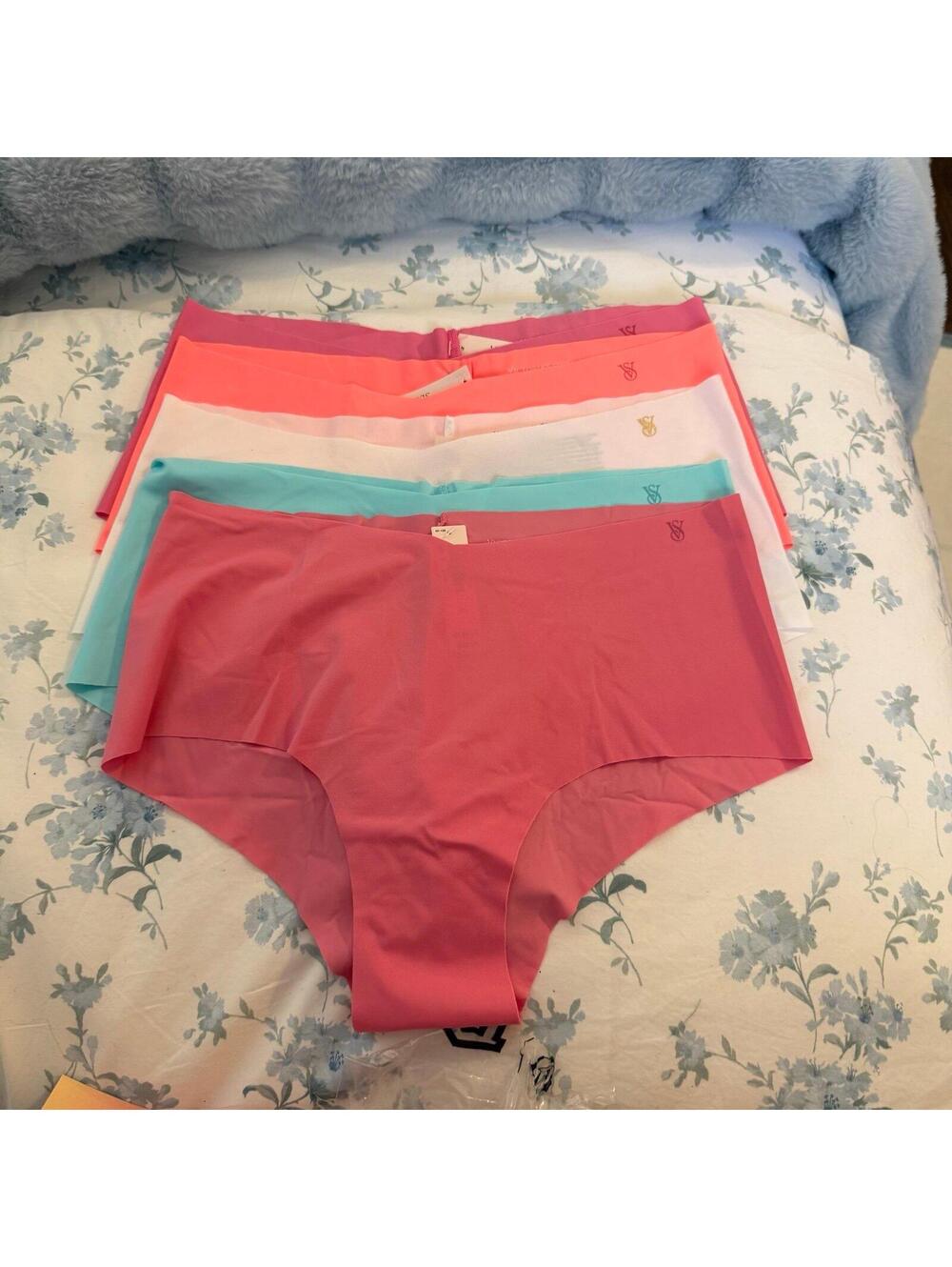 Victorias Secret no show cheeky Panties